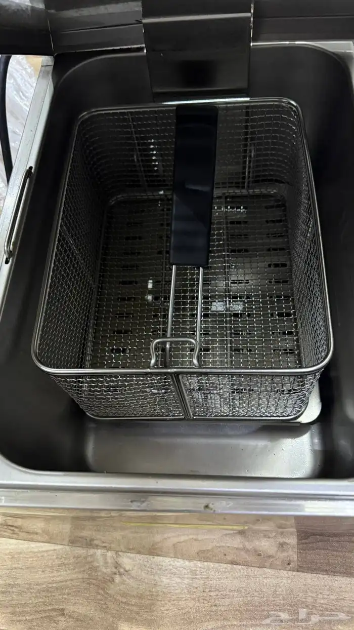 للبيع  معدات بوفية (نظيفة جدا  واستخدام شهر) - ب 2000 ريال 1