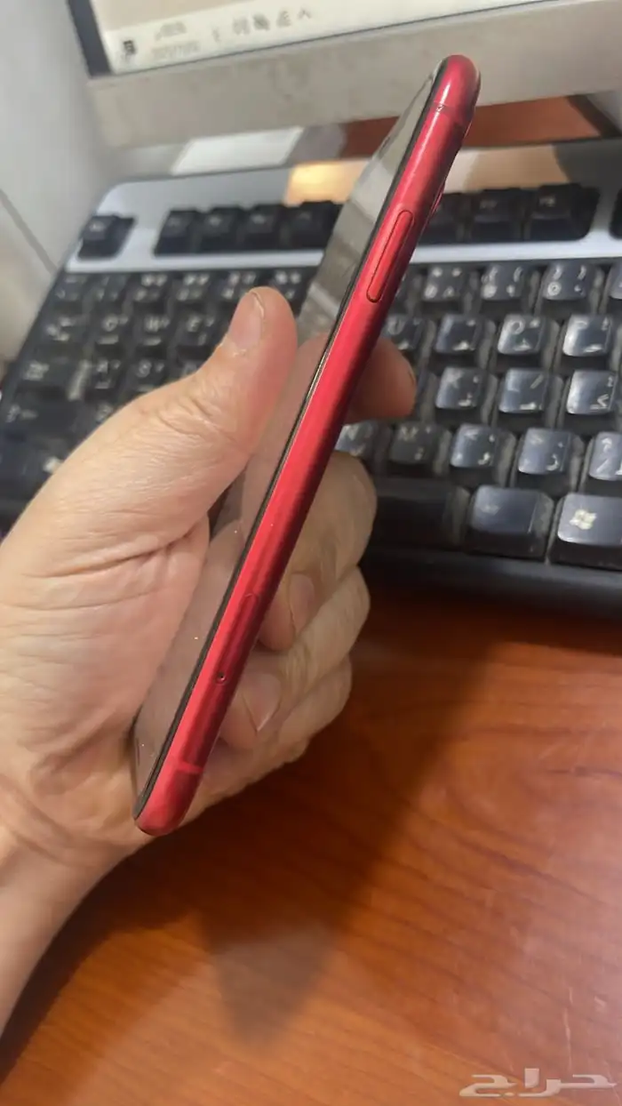 ايفون 11 يقبل الجلبريك 650 ريال ومتاح تمارا 7