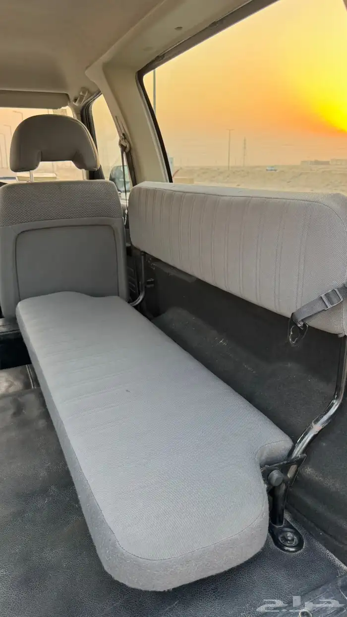 جيب ربع نيسان 9