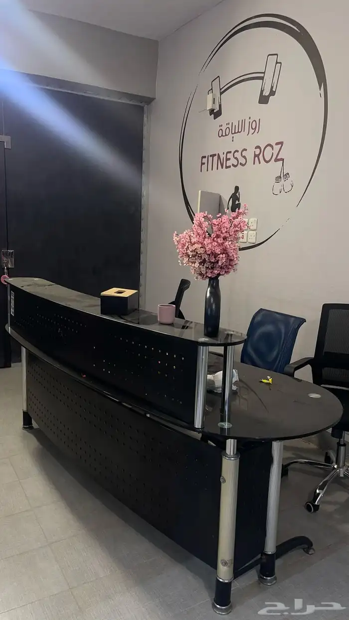 أجهزة نادي رياضي نسائي للبيع او الشراكه 28