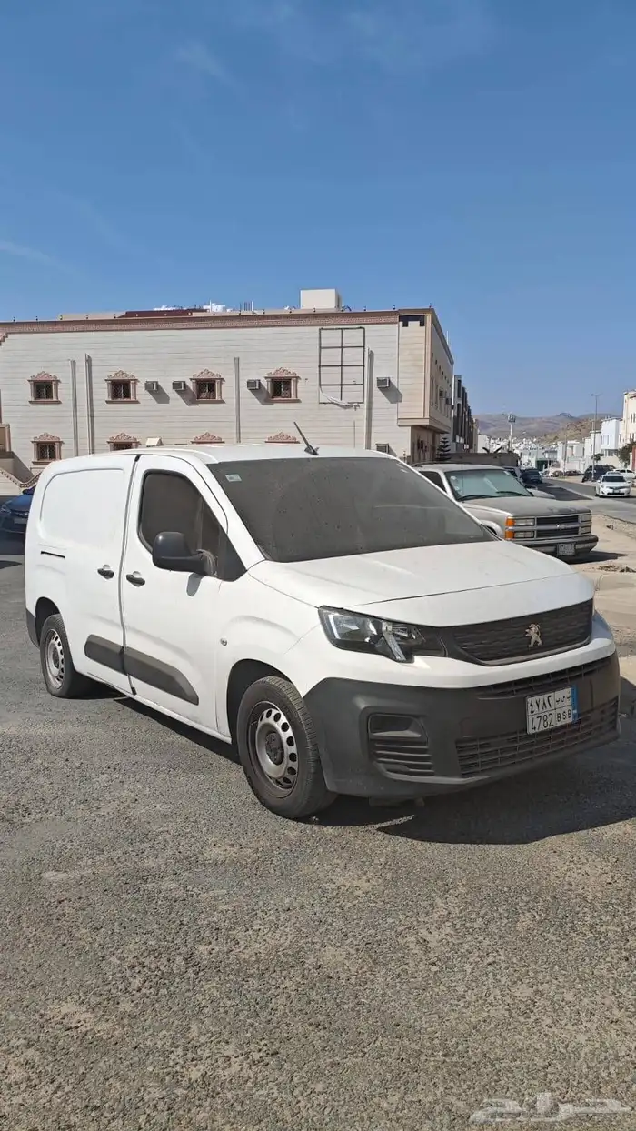 سيارة بيجو بارتنر موديل 2020 8