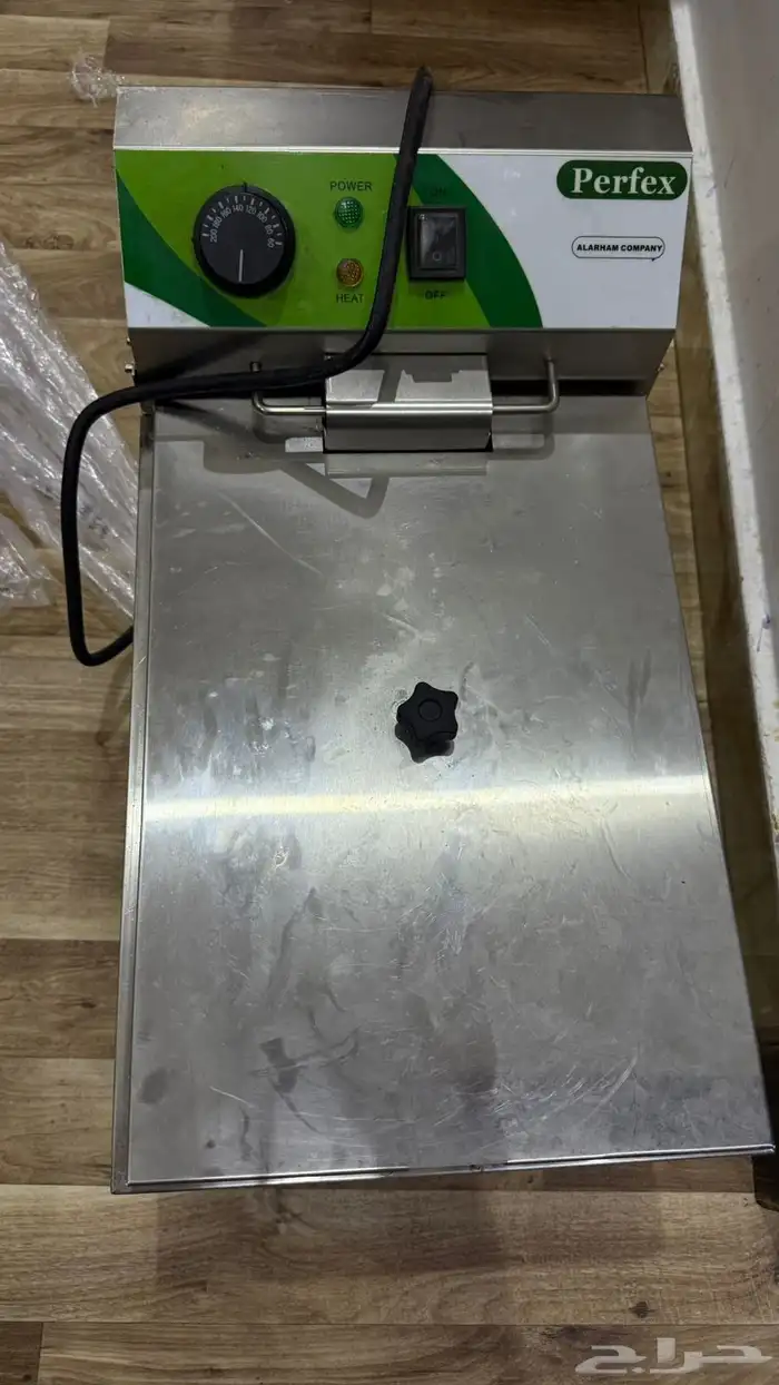 للبيع  معدات بوفية (نظيفة جدا  واستخدام شهر) - ب 2000 ريال 2