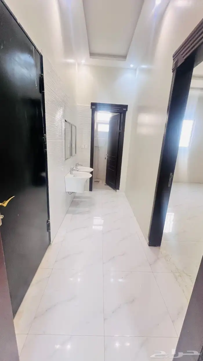 شقه للايجار حي الرمال 7