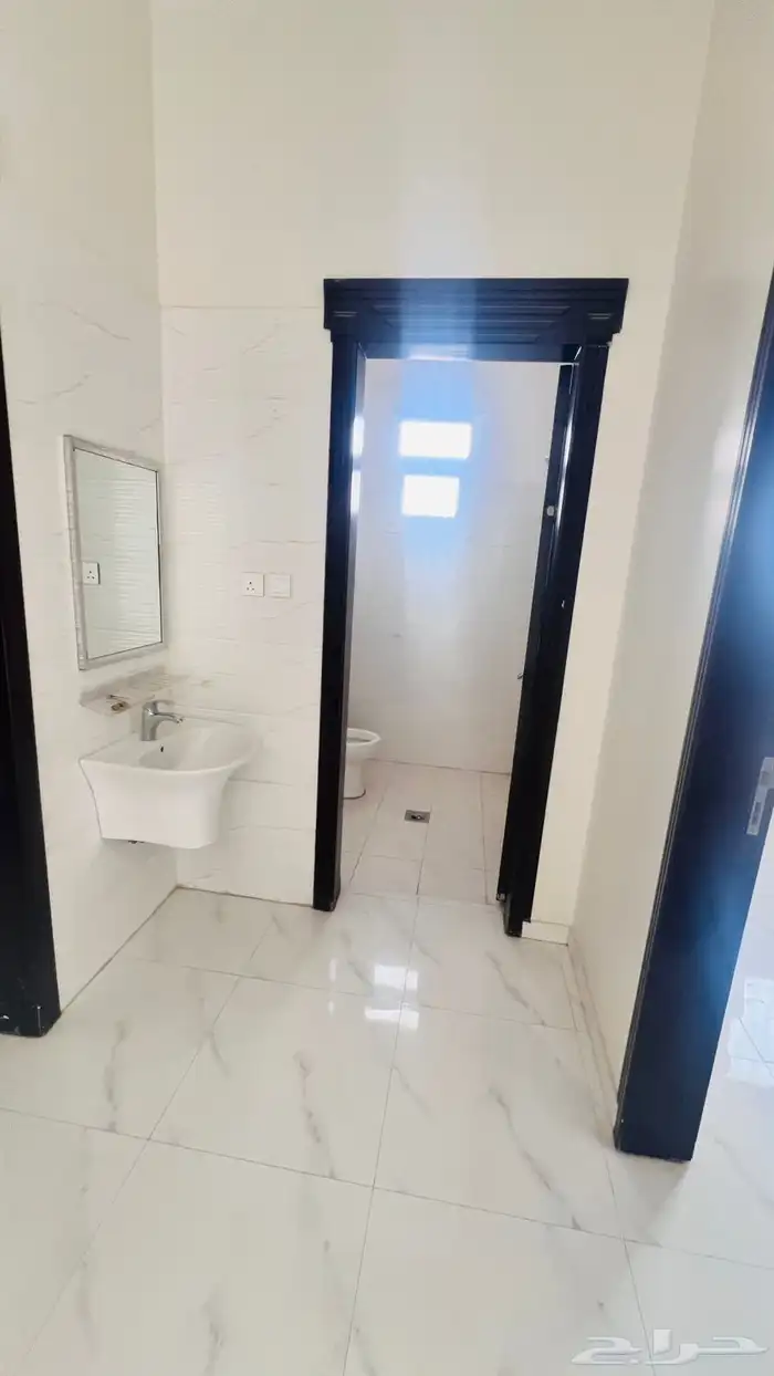 شقه للايجار حي الرمال 15