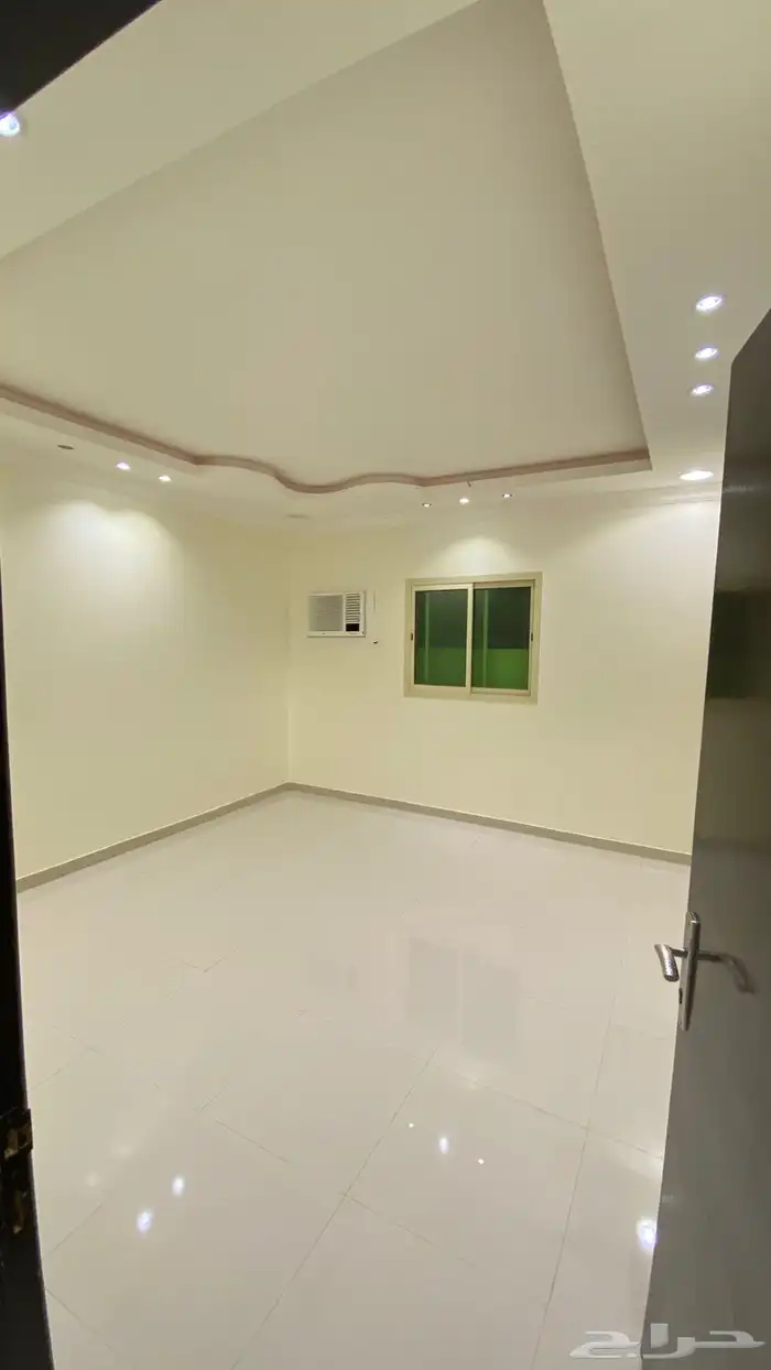 شقة للإيجار حي الرمال الخنيني 0