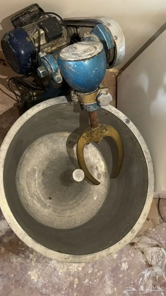 ماكينات بروست   ثلاجات   عجان 12