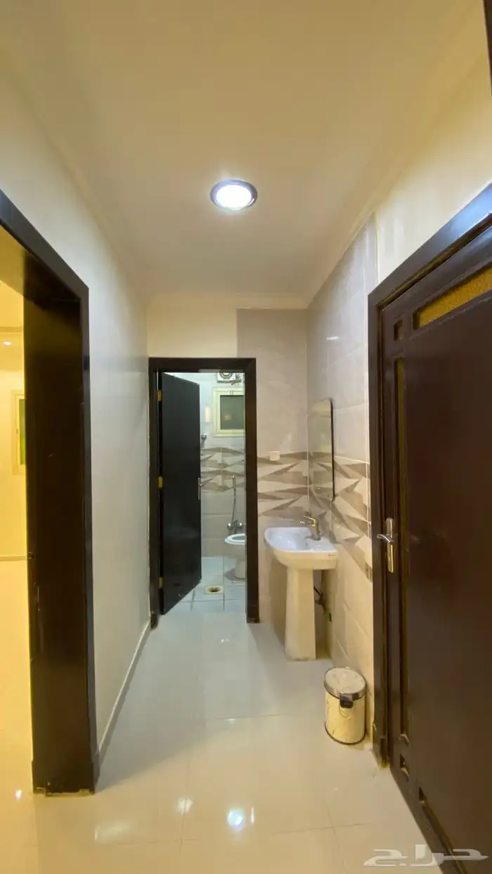 شقة للإيجار حي الرمال الخنيني 11