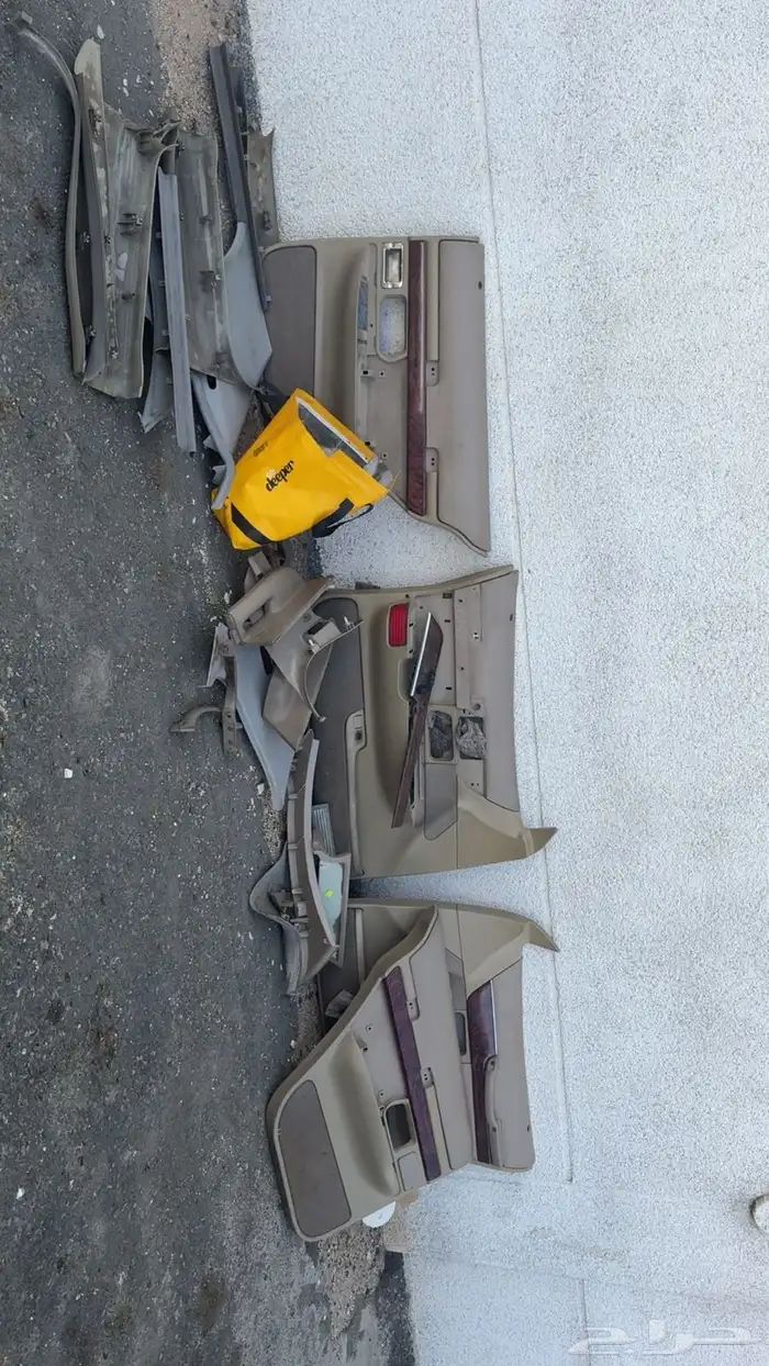 قطع غيار فورد للبيع 2