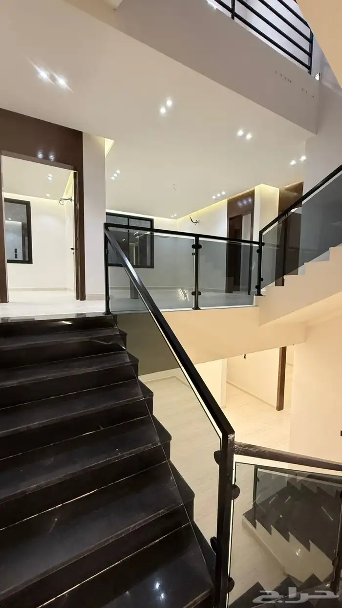 فيلا للبيع بحرة مخطط بلادن 15