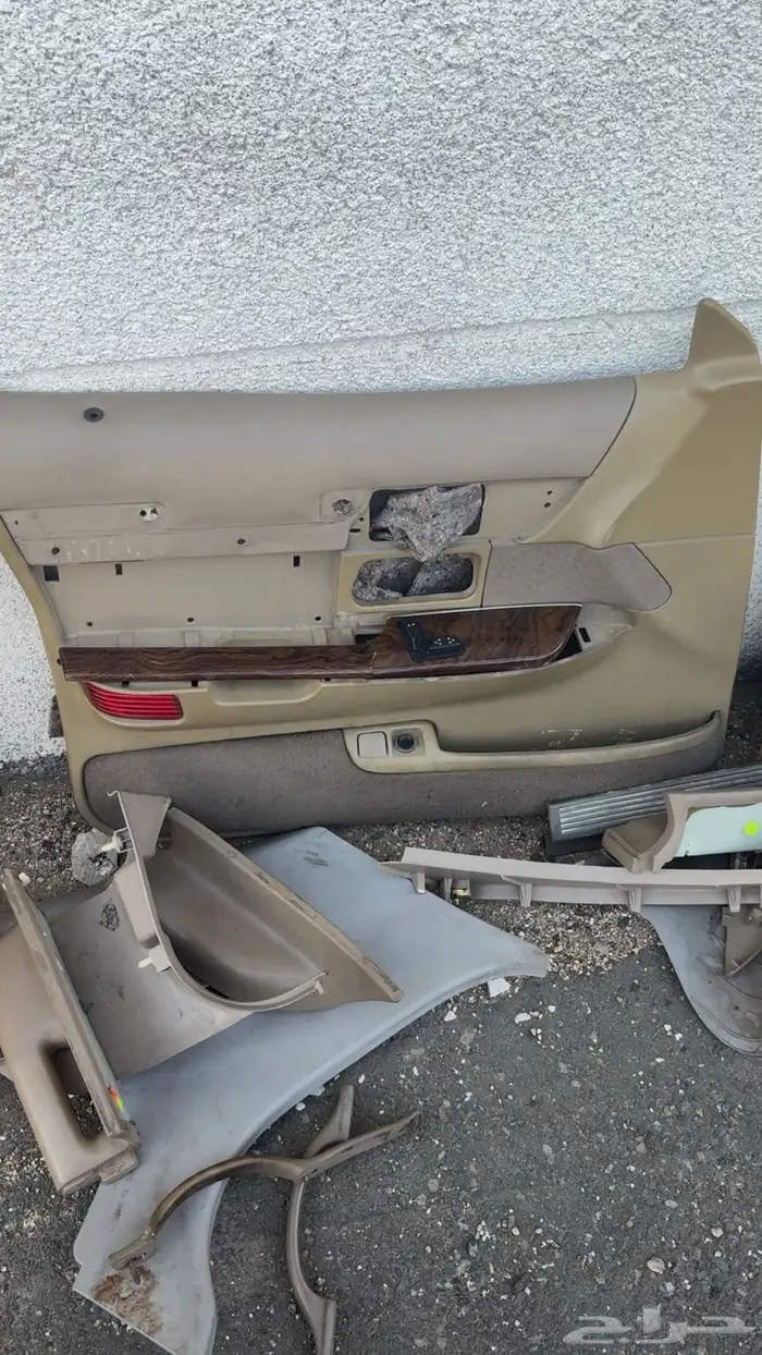 قطع غيار فورد للبيع 1