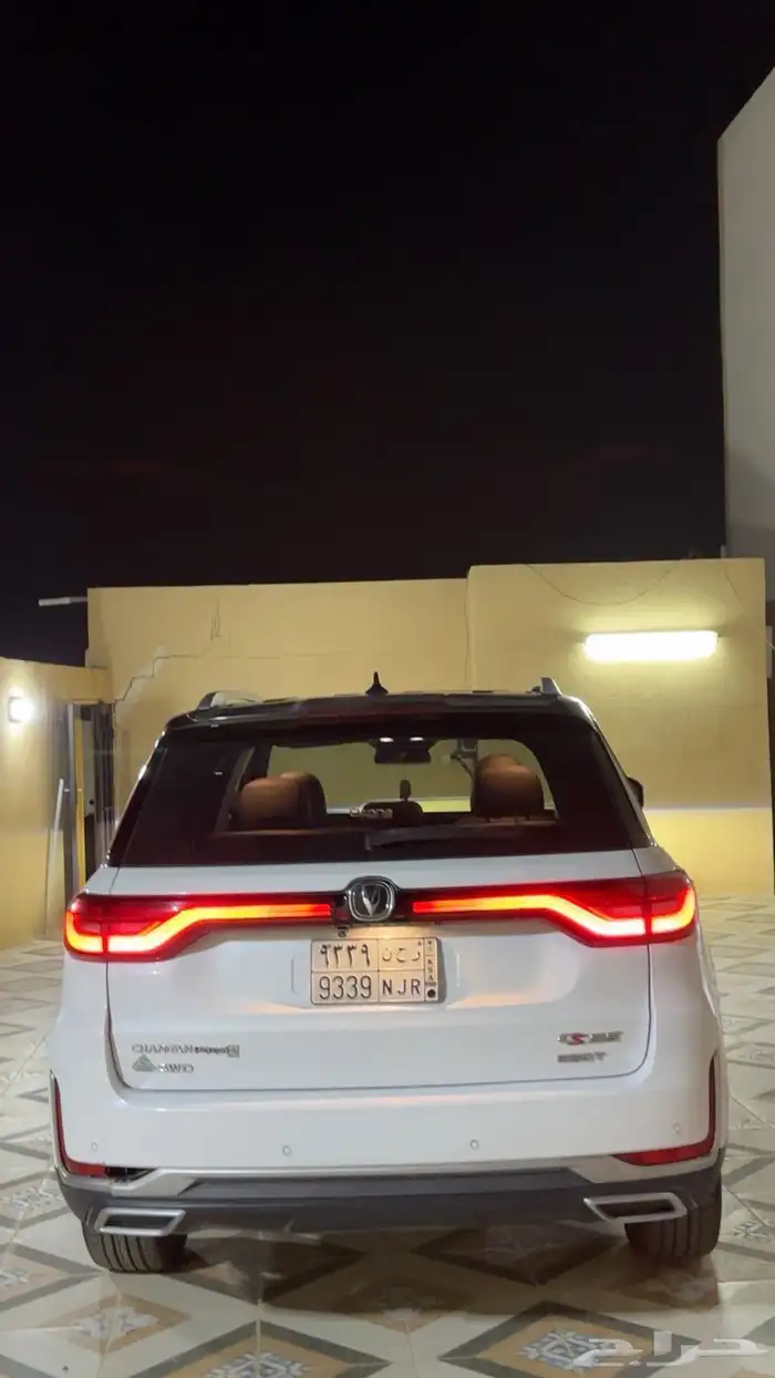 فيه صدمه في الجه الايمن وتم تصليحه في الوكاله لتقيبل الاهلي 5