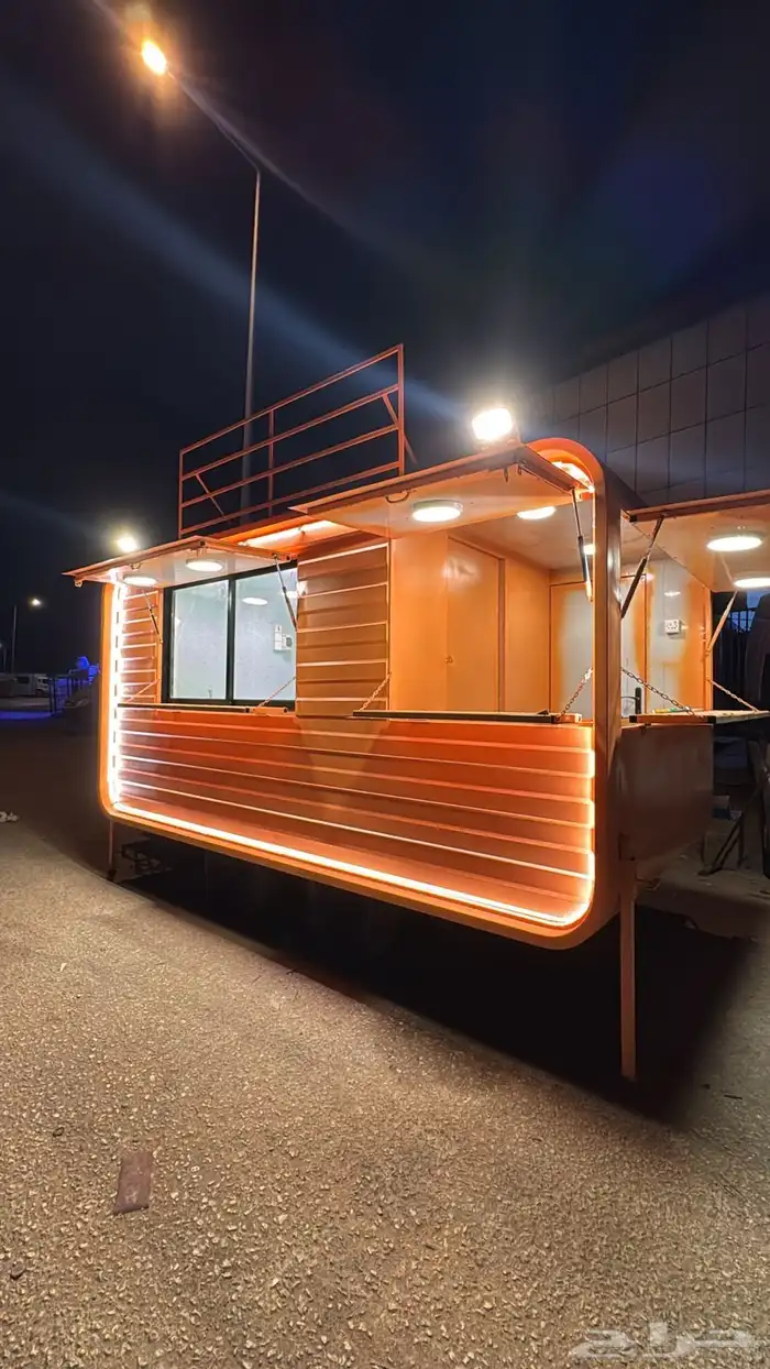 للبيع فود ترك 2 في 4 جديد جاهز 14