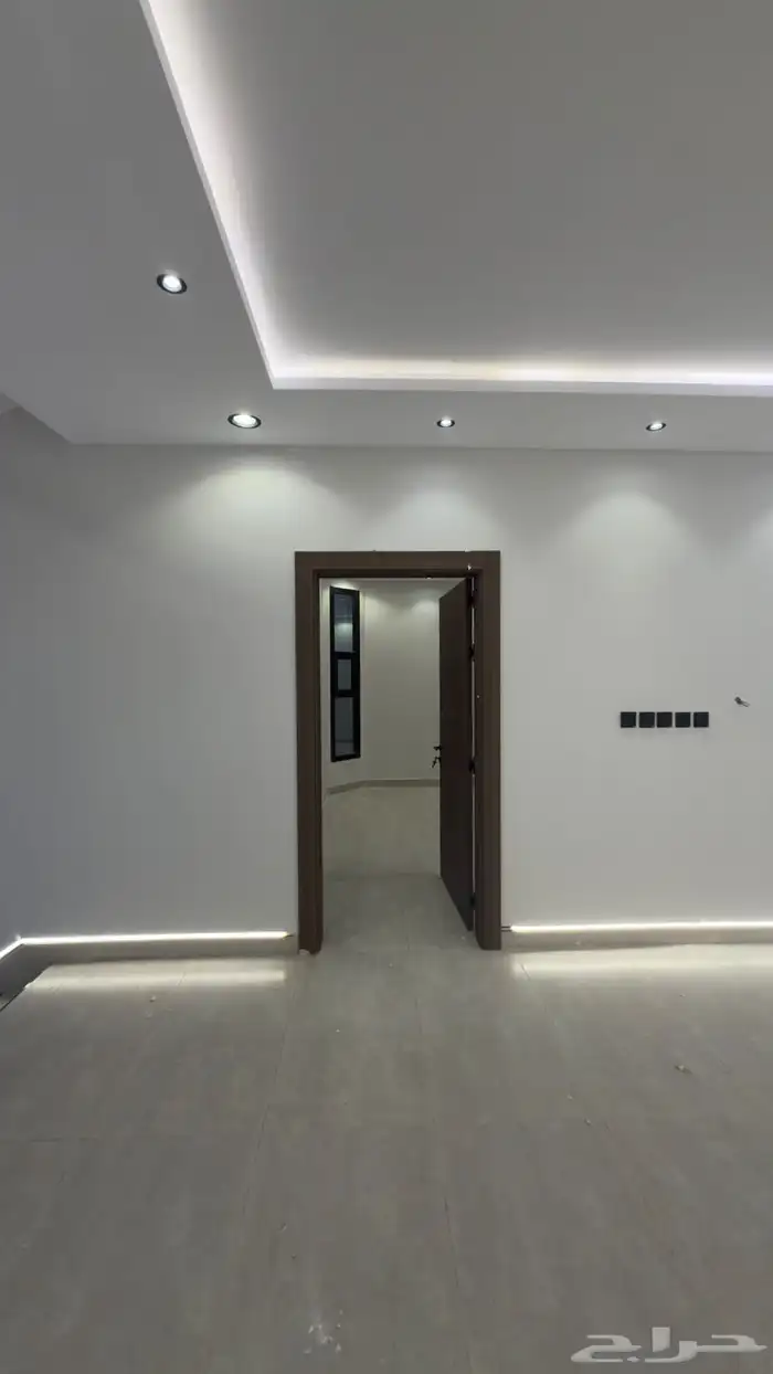 فلة للبيع جديدة الموقع محافظة بحرة 7