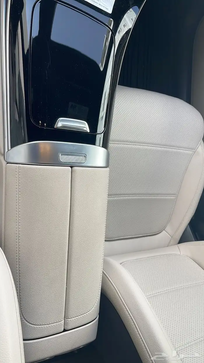 مرسيدس GLC300 موديل2024 7