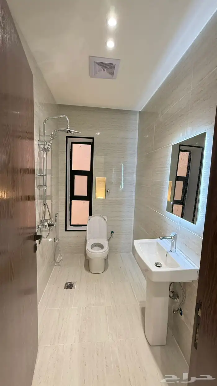 فيلا للبيع بحرة مخطط بلادن 20