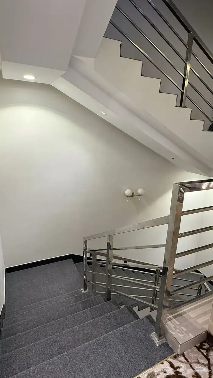 للبيع فيلا فاخرة ومؤثثة بحي الحرابي - خميس مشيط 14