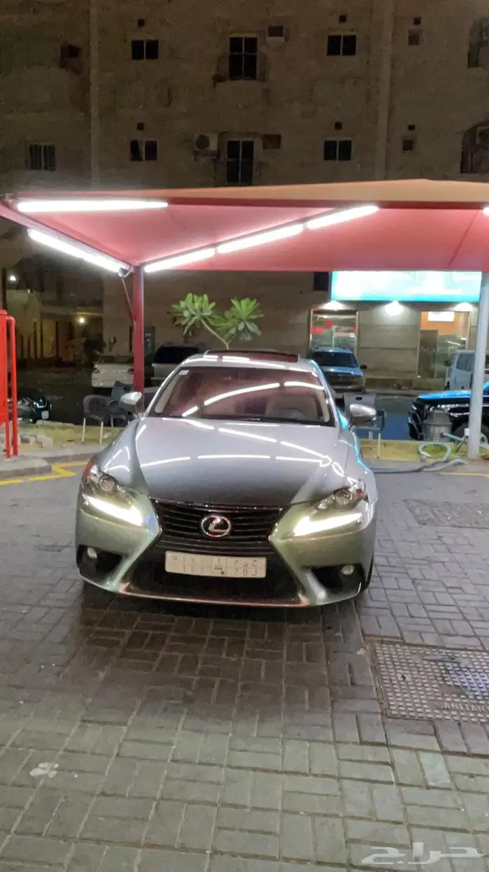 لكزس is350 5