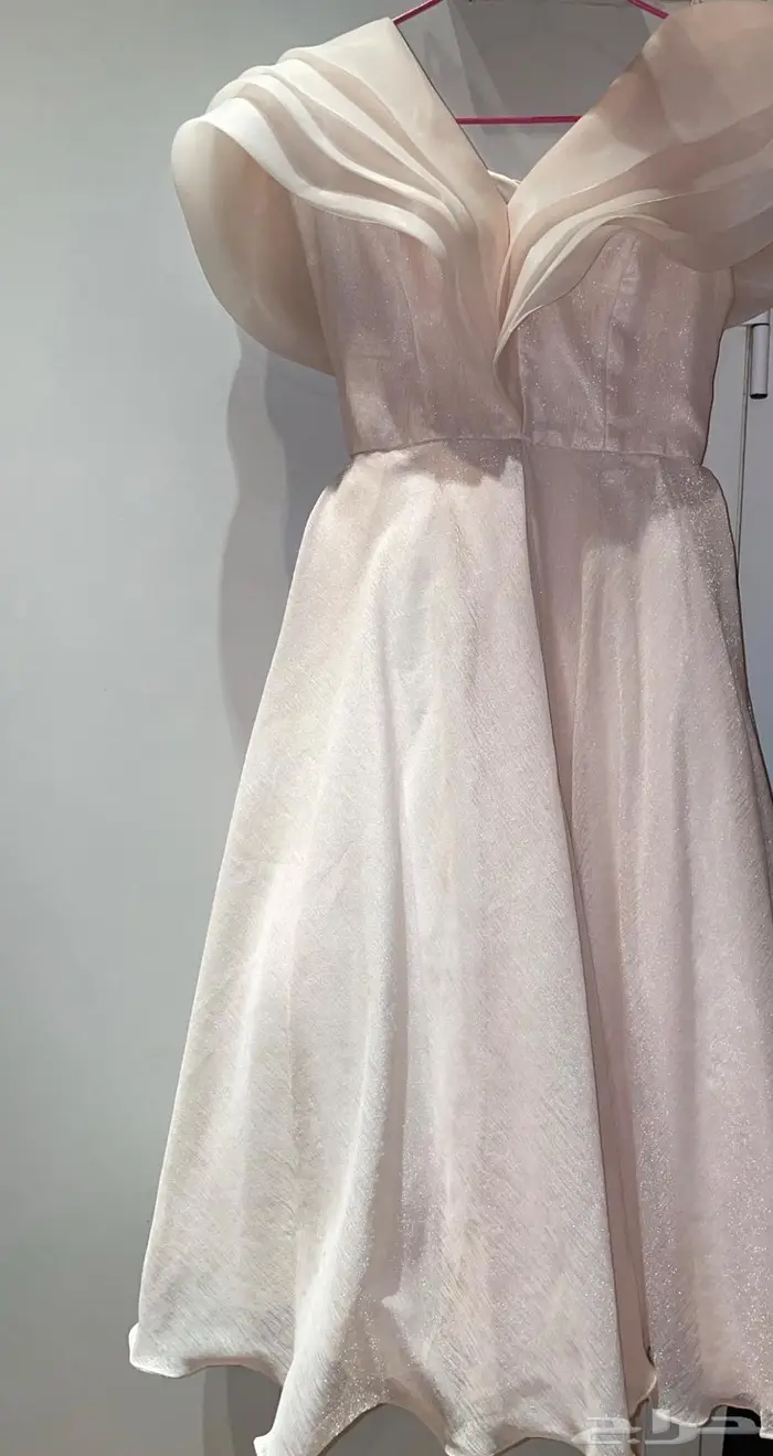 فستان للبيع مناسب لحفلة ملكة او زواج مقاس M S 0