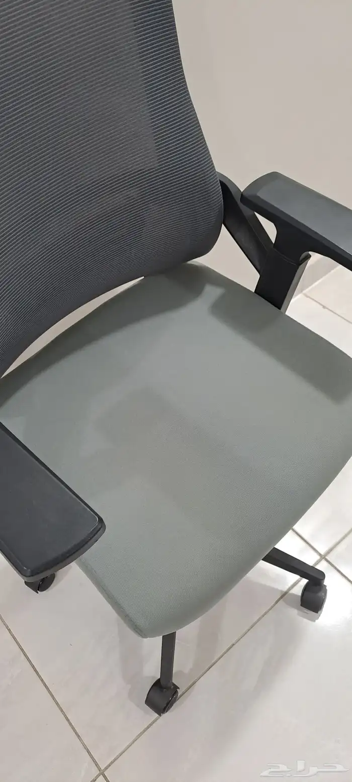 كرسي مكتب شبه جديد مخزن 0