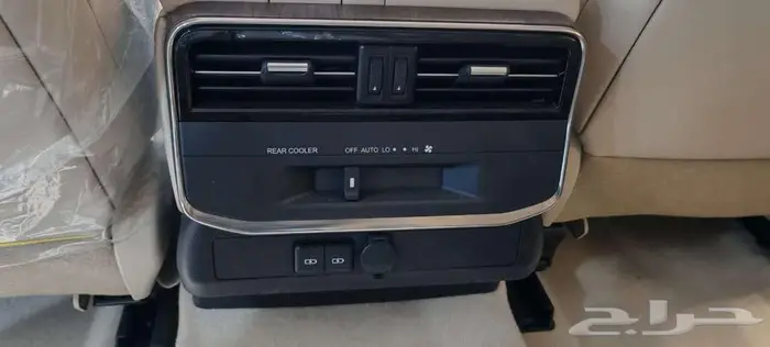 تويوتا لاندكروزر GXR L5 فل كامل خليجي 2025 12