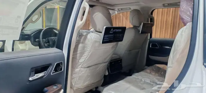 تويوتا لاندكروزر GXR L5 فل كامل خليجي 2025 11