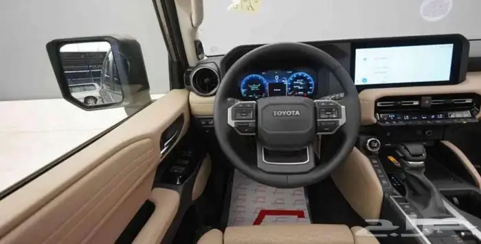 تويوتا برادو فل كامل VXL3 بنزين 2025 4