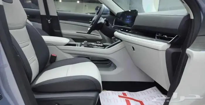 فورد تيريتوري تيتانيوم 2025(افضل تقسيط بالمللكه ) 12