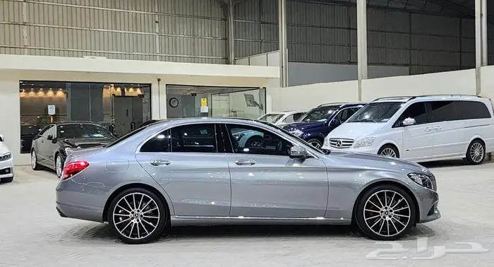 مرسيدس C300 2017 3