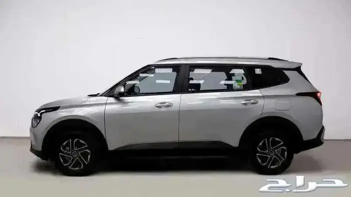 كيا كارينز نص فل موديل 2025 4