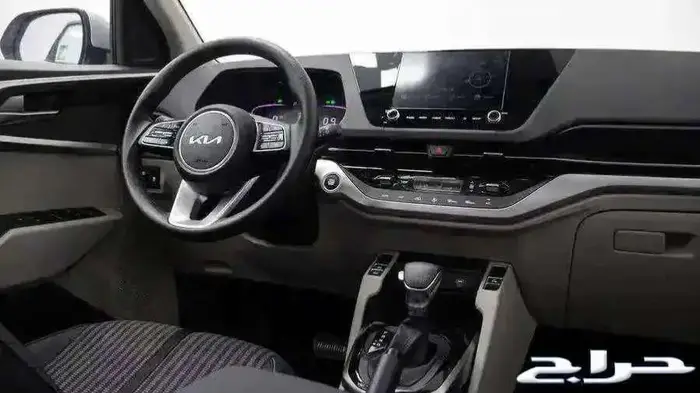 كيا كارينز نص فل موديل 2025 1