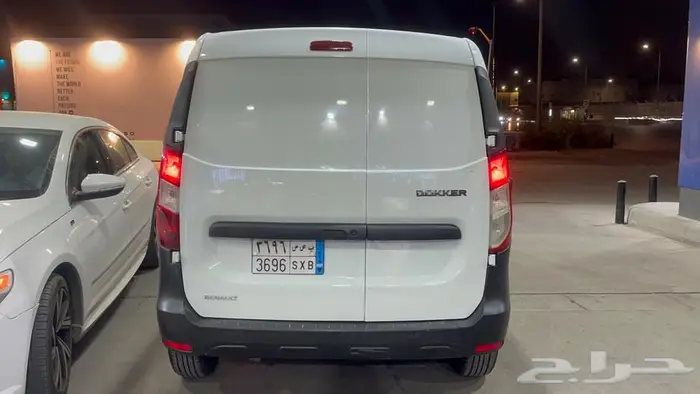 رينو دوكر 2022 نضيف جدا 7