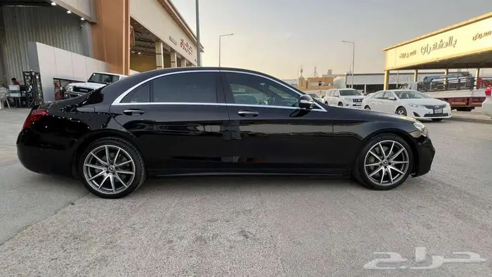 مرسيدس S450 موديل 2019- معرض خلف للسيارات 4
