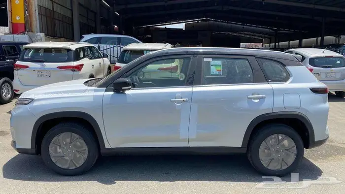 تويوتا اوربان كروز فل كامل 2026 10