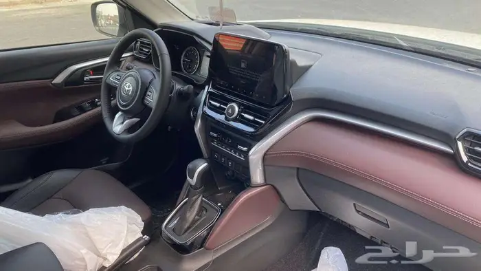 تويوتا اوربان كروز فل كامل 2026 14