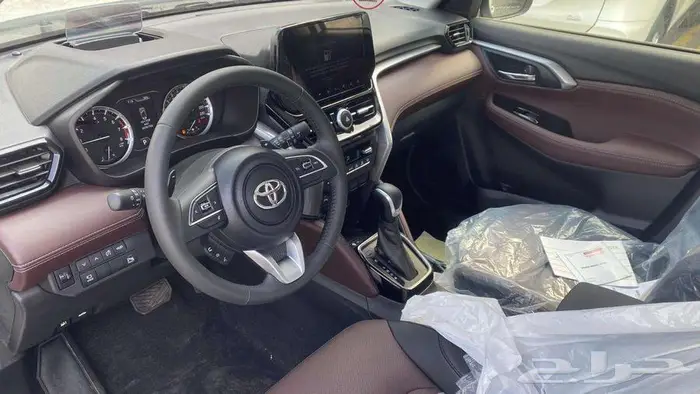 تويوتا اوربان كروز فل كامل 2026 12