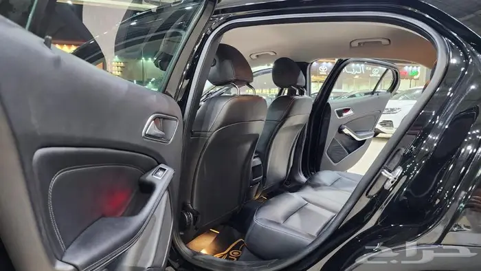 مرسيدس GLA250 2020 23