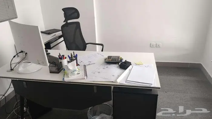 اثاث مكتبي شبه جديد 4