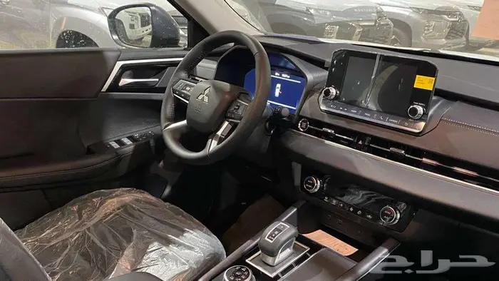 عرض خااص ميتسوبيشي اوتلاندر نص فل موديل 2025 8