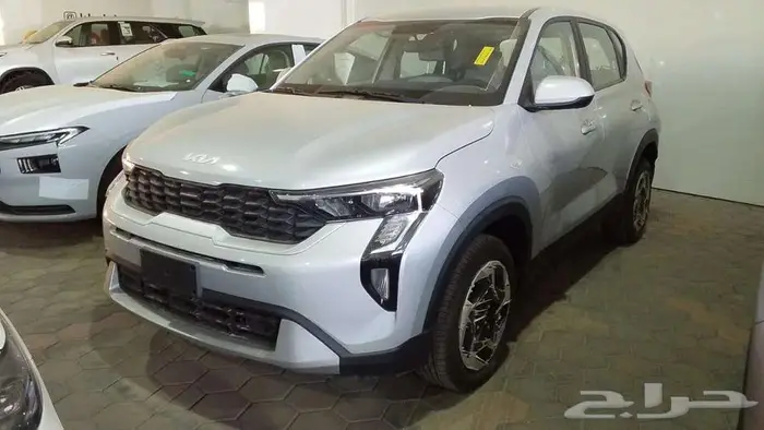 كيا سونيت ستاندر GL موديل 2024 لون فضي 3