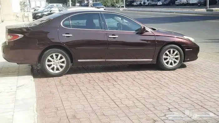 لكزس اي اس 300 0