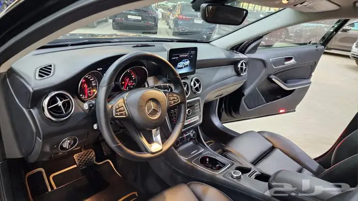 مرسيدس GLA250 2020 12