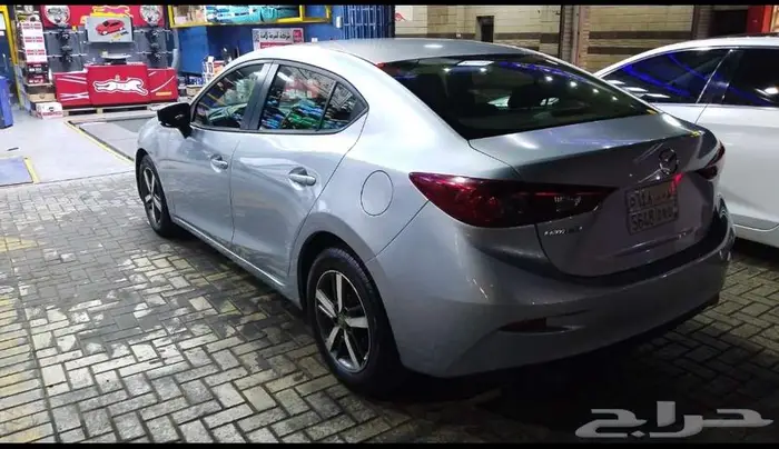 مازدا 3 سيدان الفئة الأساسية 4