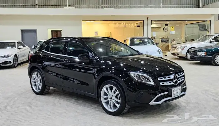 مرسيدس GLA250 2020 1