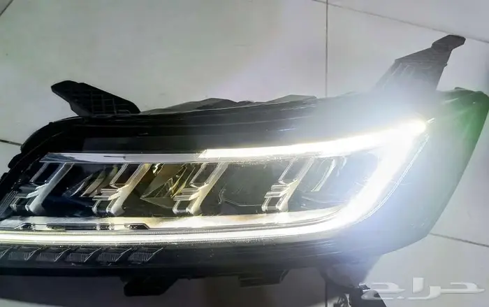 شمعه MG RX5 2020 يسار 1