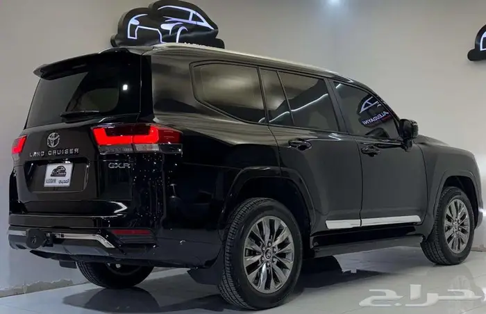 تويوتا لاند كروزر2024 GX-R 4