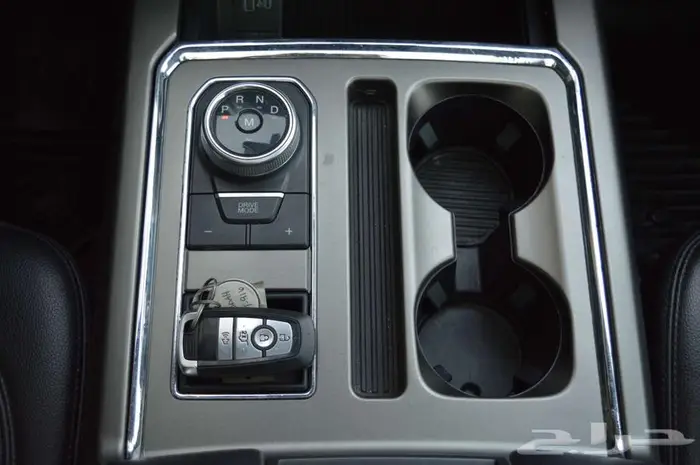 فورد اكسبيدشن بانوراما 2020 فل بطاقة جمركية 28