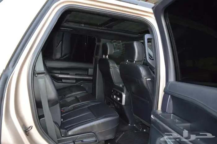 فورد اكسبيدشن بانوراما 2020 فل بطاقة جمركية 38