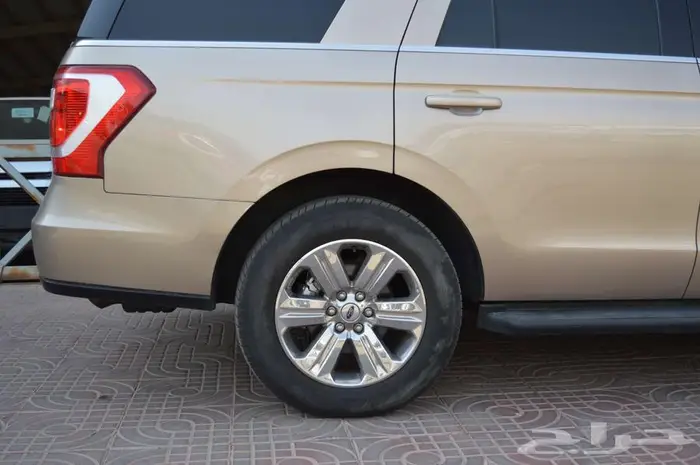 فورد اكسبيدشن بانوراما 2020 فل بطاقة جمركية 44