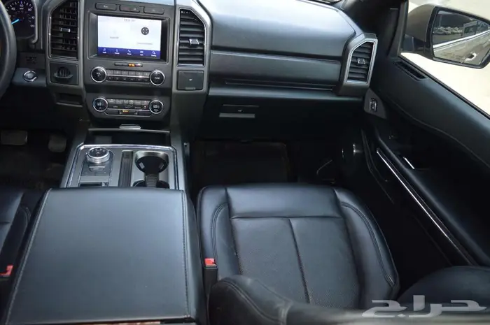 فورد اكسبيدشن بانوراما 2020 فل بطاقة جمركية 40