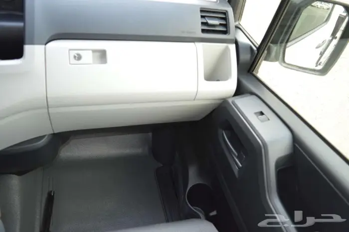 تويوتا باص هاي اس 2026 ديزل قير عادي عبداللطيف جميل 25